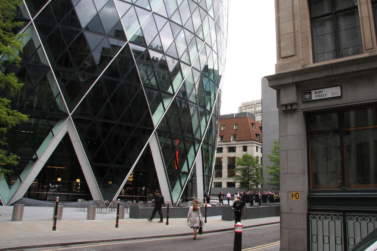 gherkin entrance walklondon