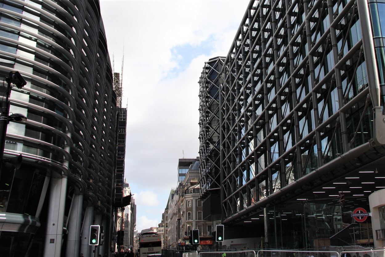 london stone showcase