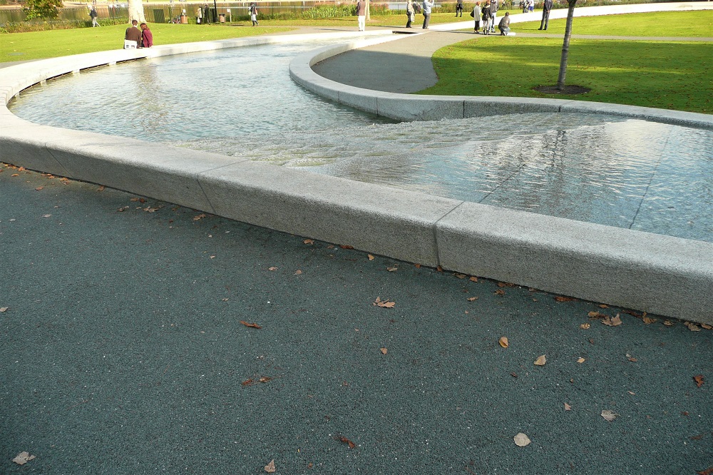 ovel cornish stone fountain hyde park 
