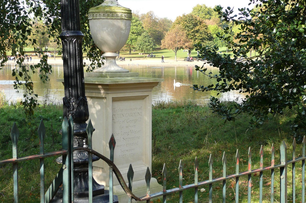 hyde park memorial to caroline
