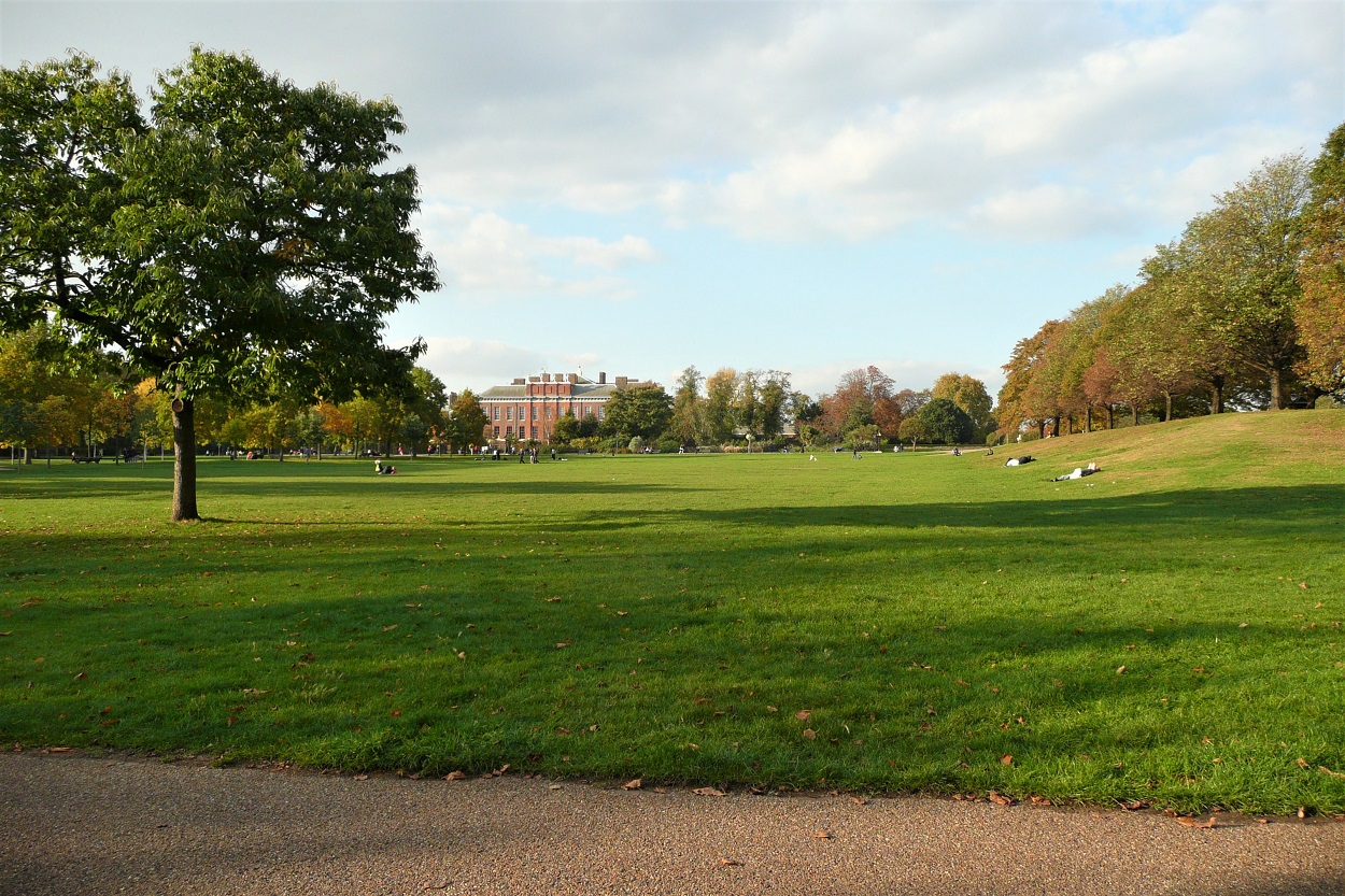 kensington palace gardens