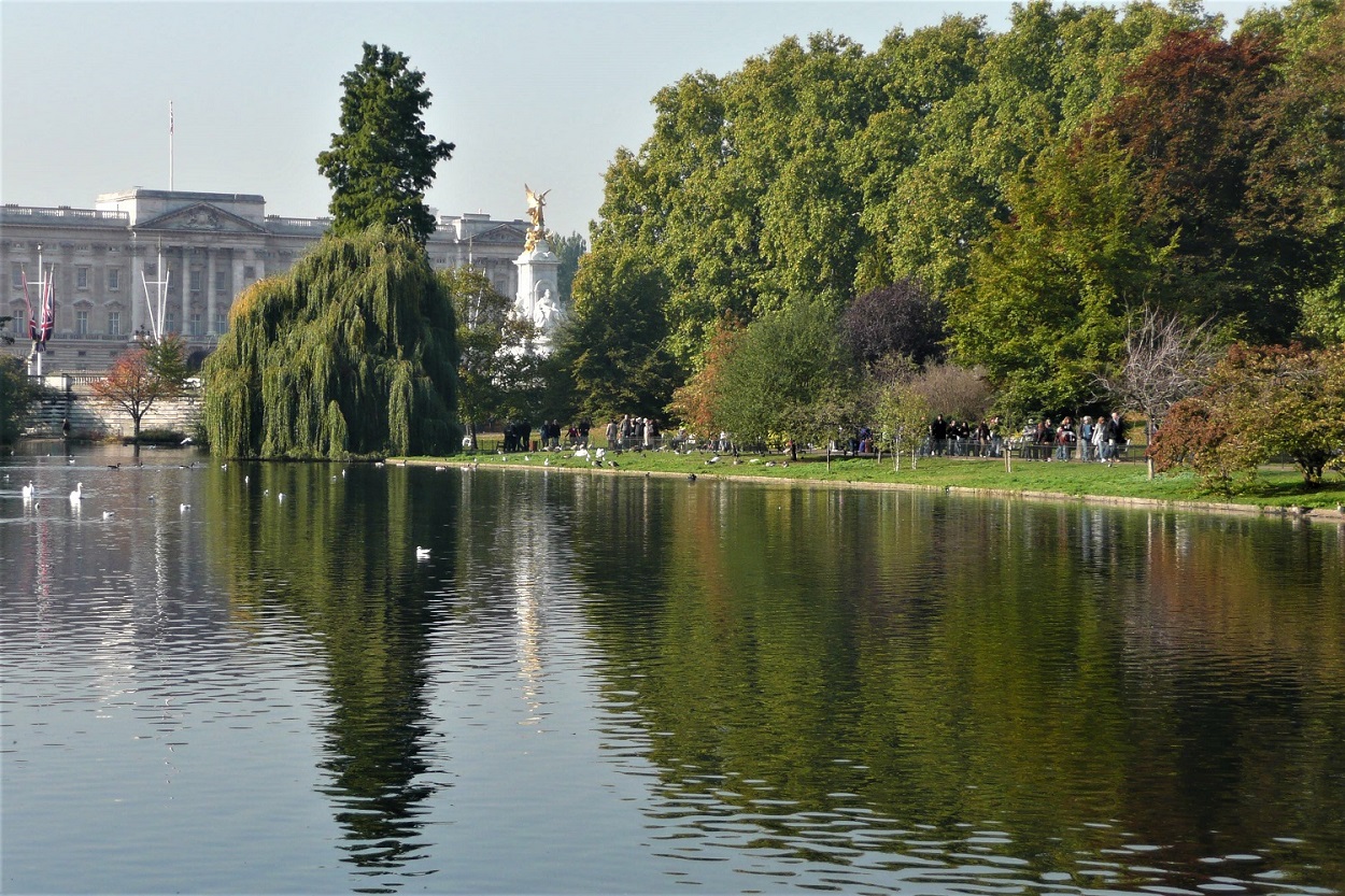 st james's park london and buckingham palace