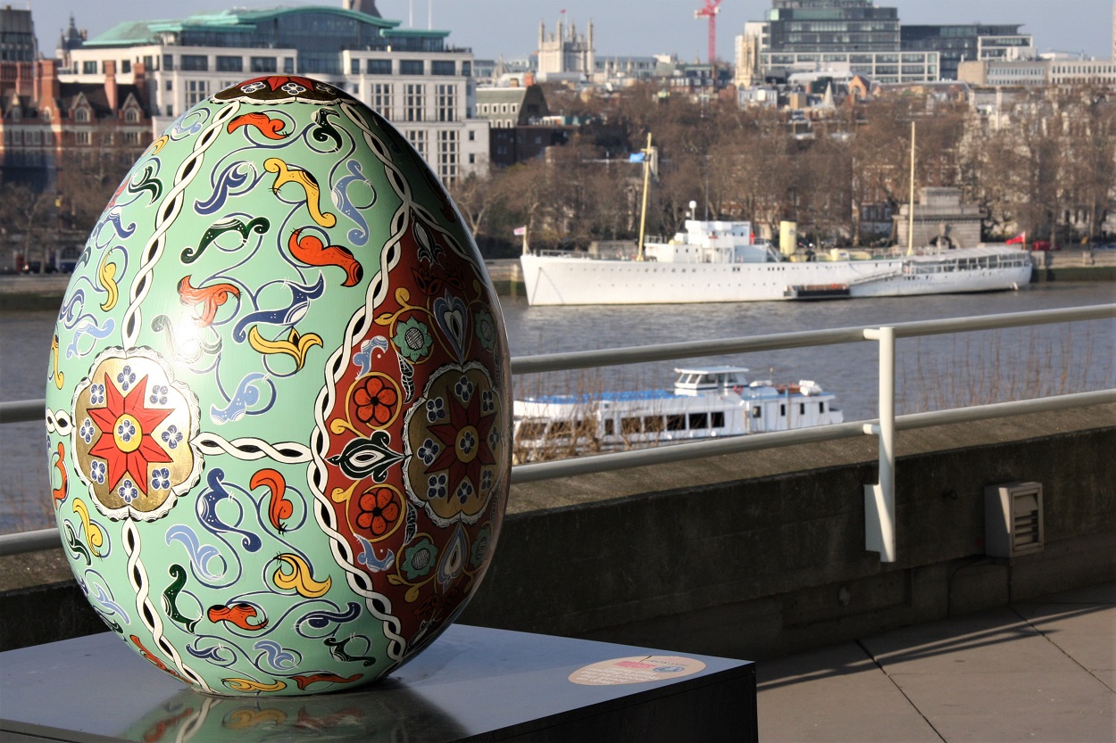 modern and contemporary art installations